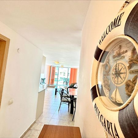 Julia Family - Menada Apartments Slăntjev Brjag Exteriör bild