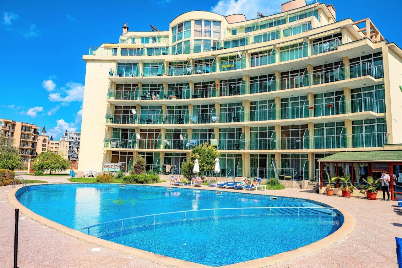 Julia Family - Menada Apartments Slăntjev Brjag Exteriör bild