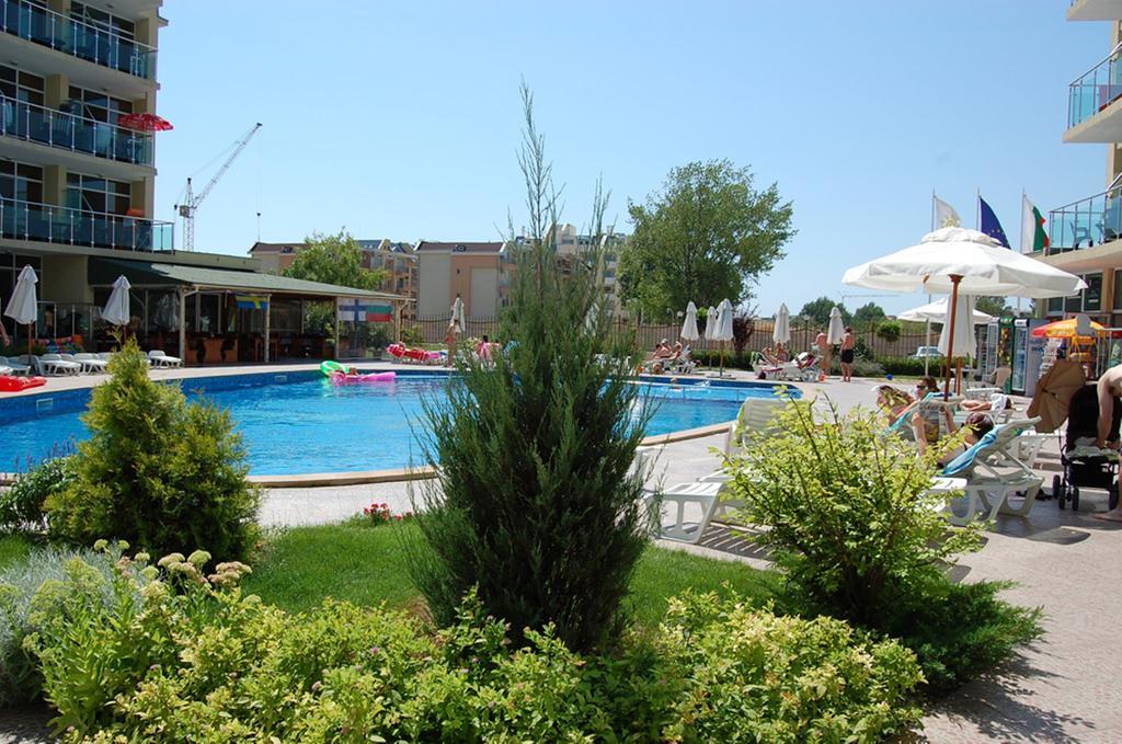 Julia Family - Menada Apartments Slăntjev Brjag Exteriör bild