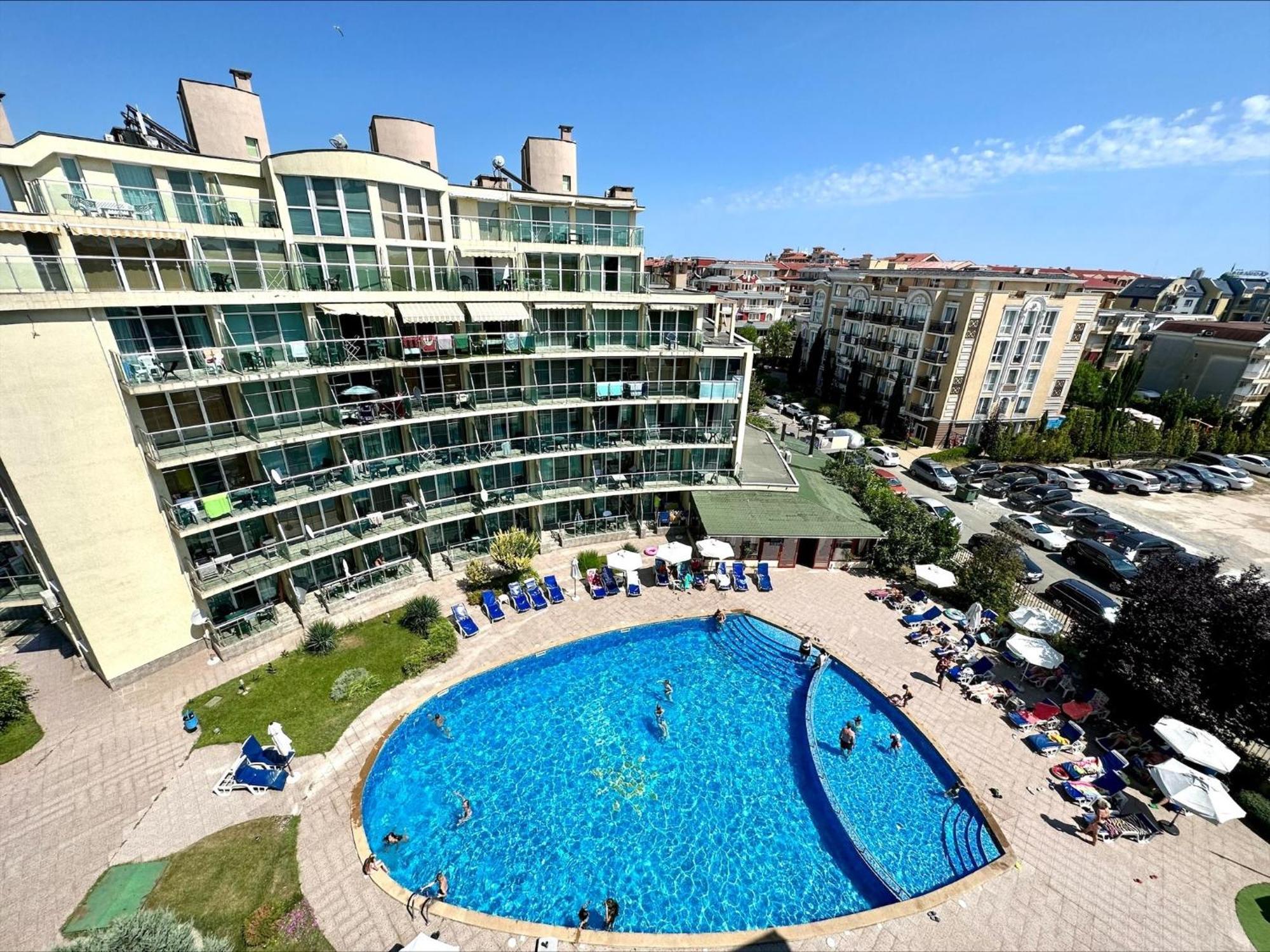 Julia Family - Menada Apartments Slăntjev Brjag Exteriör bild