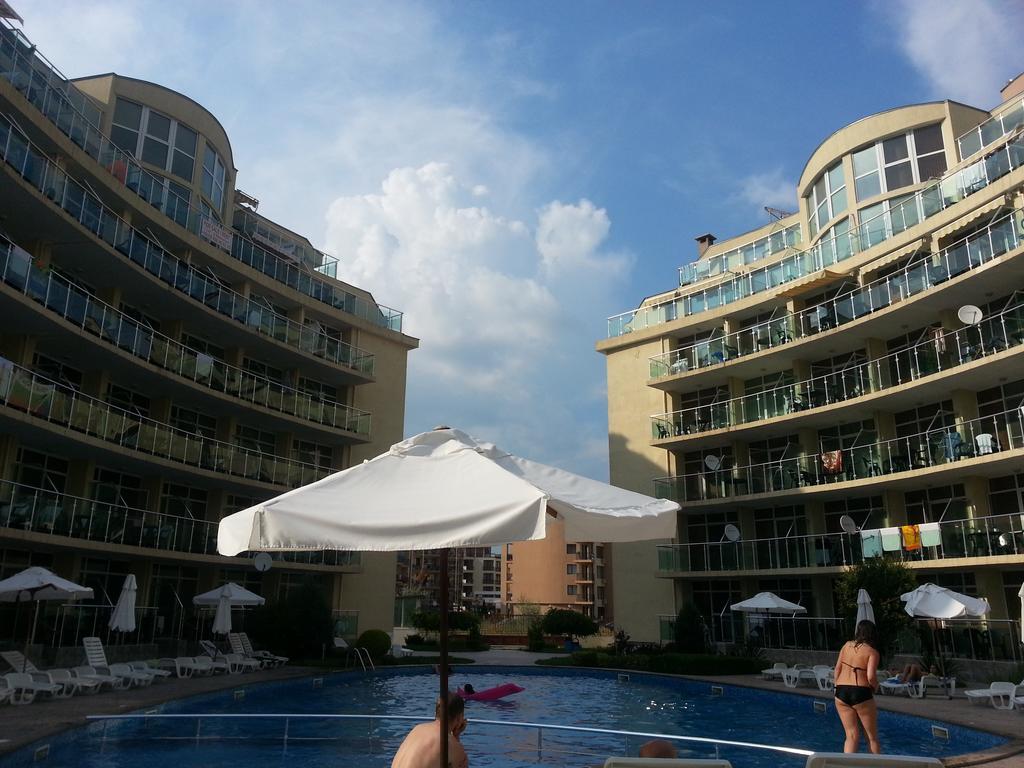 Julia Family - Menada Apartments Slăntjev Brjag Exteriör bild